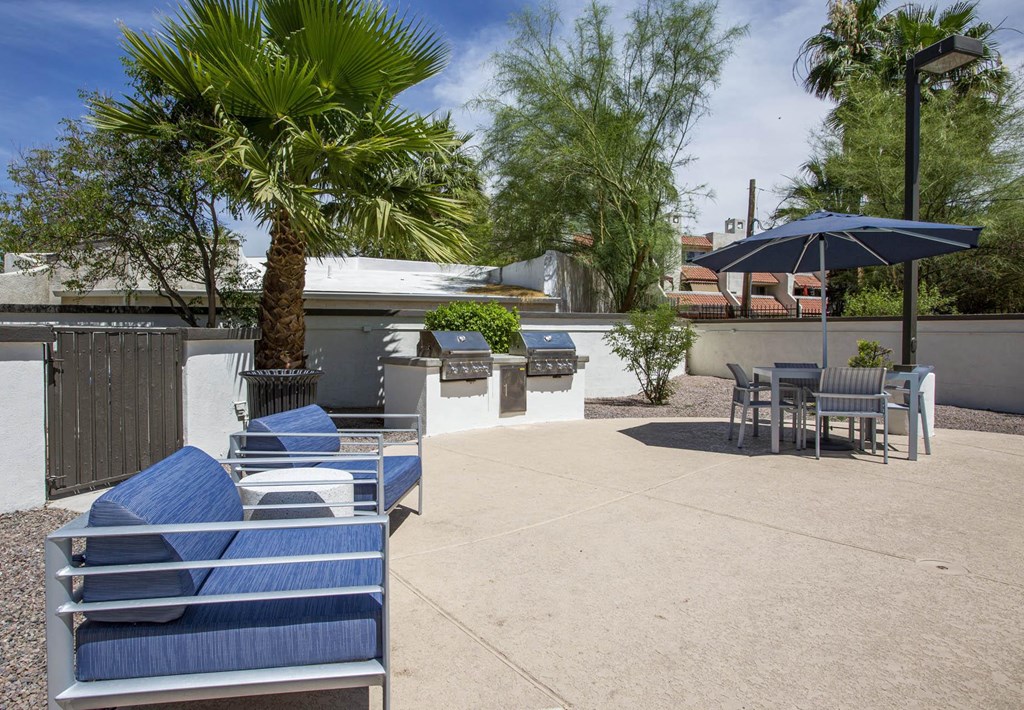 New Pool Furniture at 60 at Melrose, Phoenix, AZ