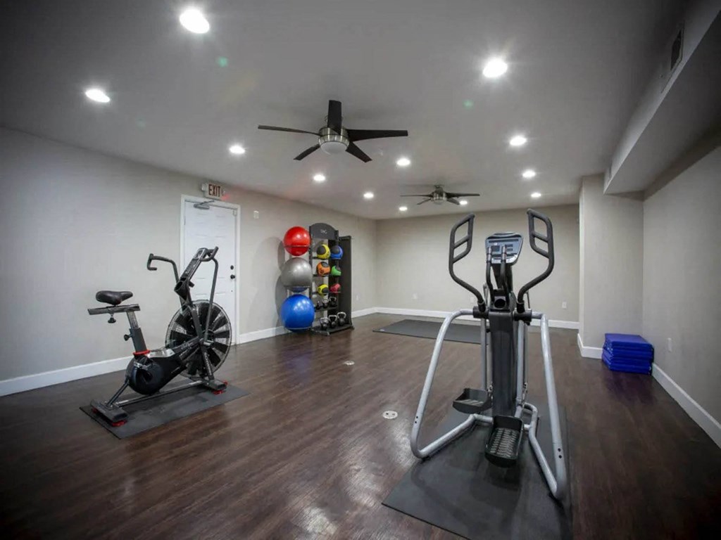 Fitness Center at Arcadia Gardens, Phoenix, AZ, 85018