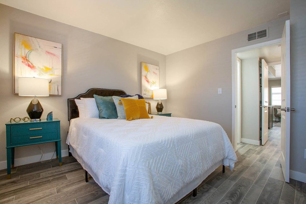 Gorgeous Bedroom at Ascent 1829, Phoenix