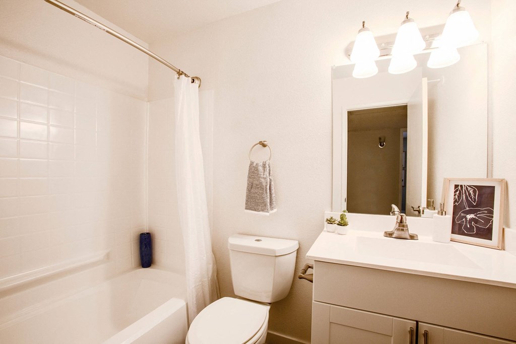Bathroom With Bathtub at Ascent on Pantano, Tucson, Arizona