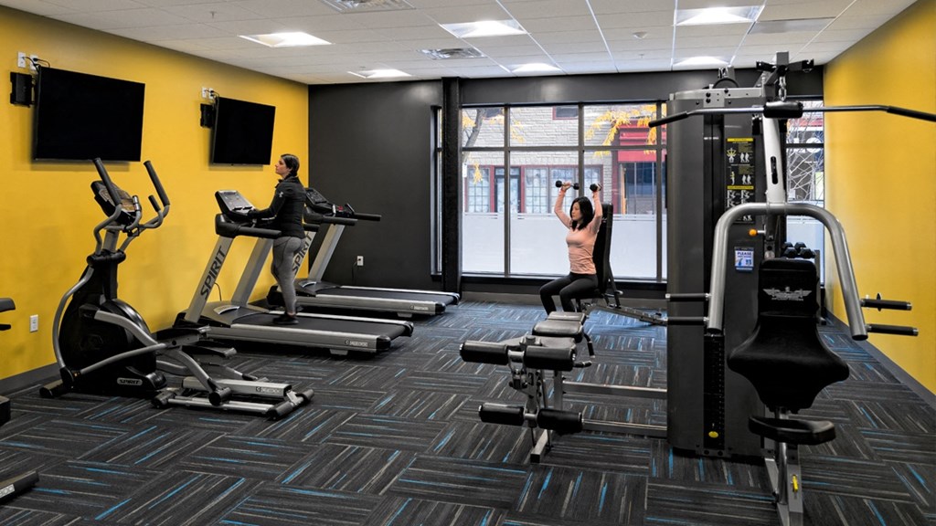 24/7 Fitness Center at Vicina