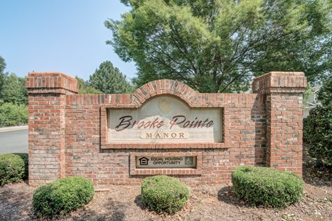 Property Signage at Brooke Pointe Manor Apartments, Concord, NC 28027