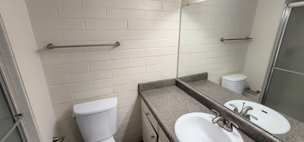 2x2 Upstairs Brown Upgrade Main Bathrom at Mission Palms Apartment Homes in Tucson AZ