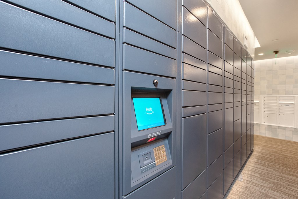 Amazon lockers at Trovita Rio Apartments in Tempe AZ June 2021