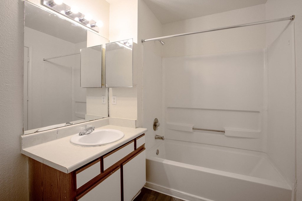 Bathroom 4x2 at Aspen Ridge Apartments in Albuquerque New Mexico