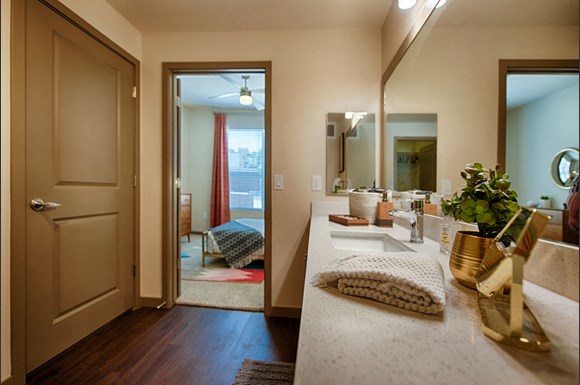 Tempo At Mcclintock Station Apartments 1831 East Apache Boulevard Tempe Az Rentcafe
