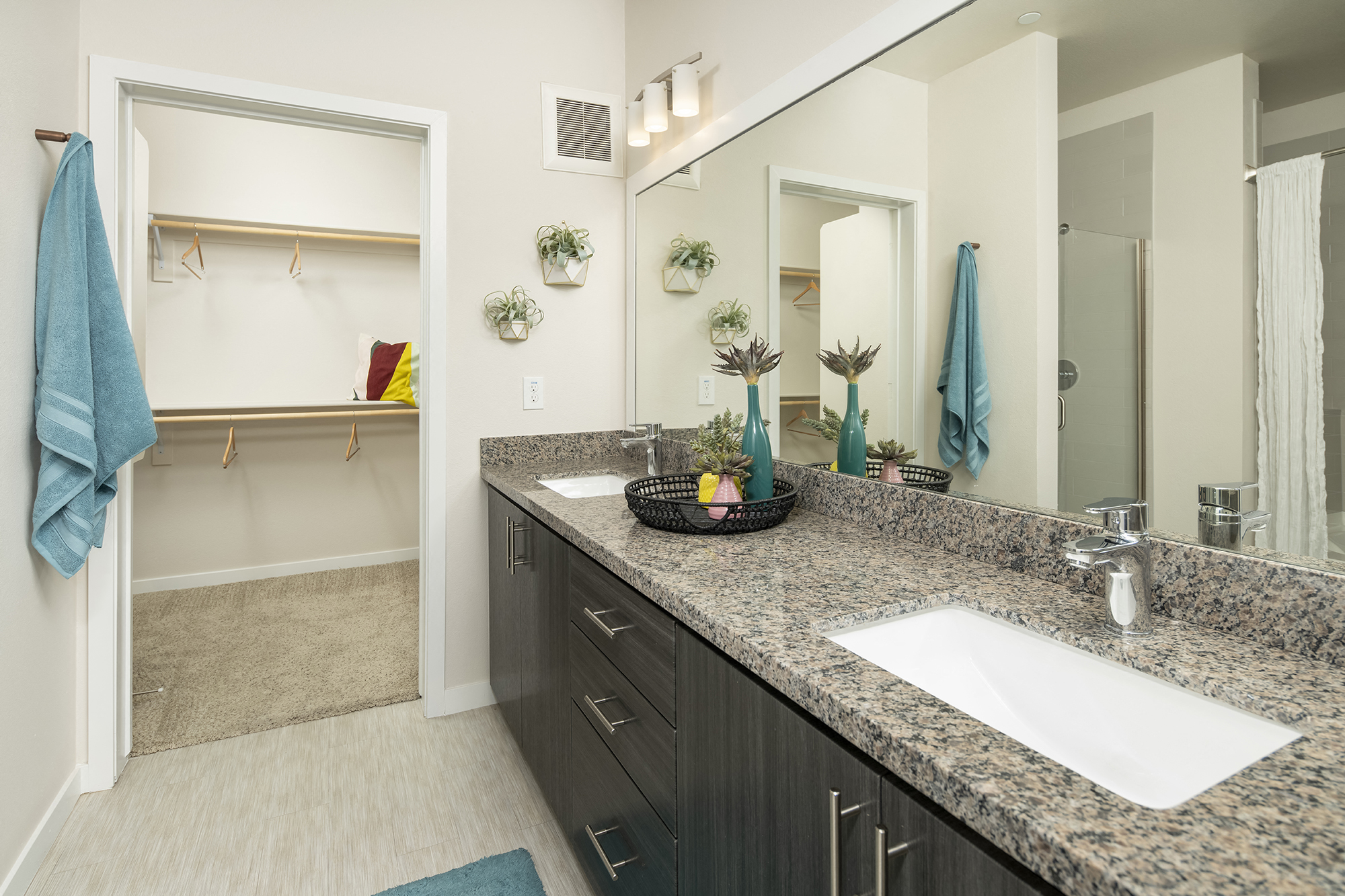 Tempo At McClintock Station