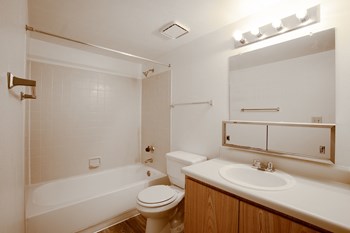 Bathroom at Acacia Hills Apartments - Photo Gallery 18