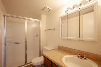 Bathroom at Casa Bella Apartments in Tucson AZ 4-2020 - Photo Gallery 64