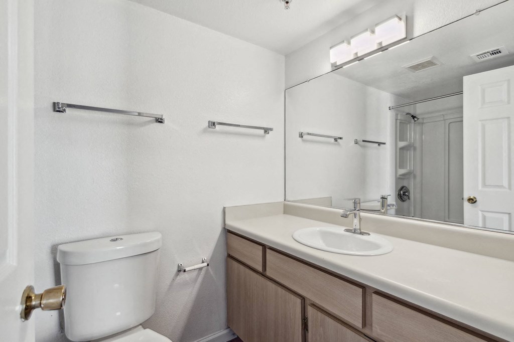 Bathroom at Stone Ridge Apartments in Bullhead City
