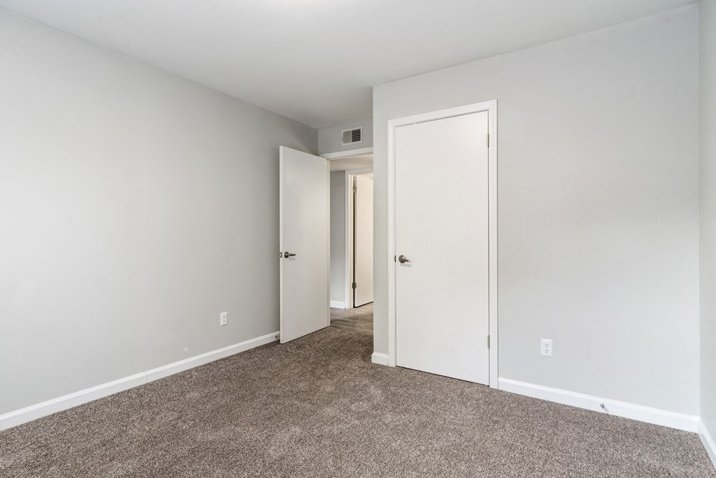 Bedroom at Laurel Valley Apartments in Mount Juliet Tennessee March 2021 2