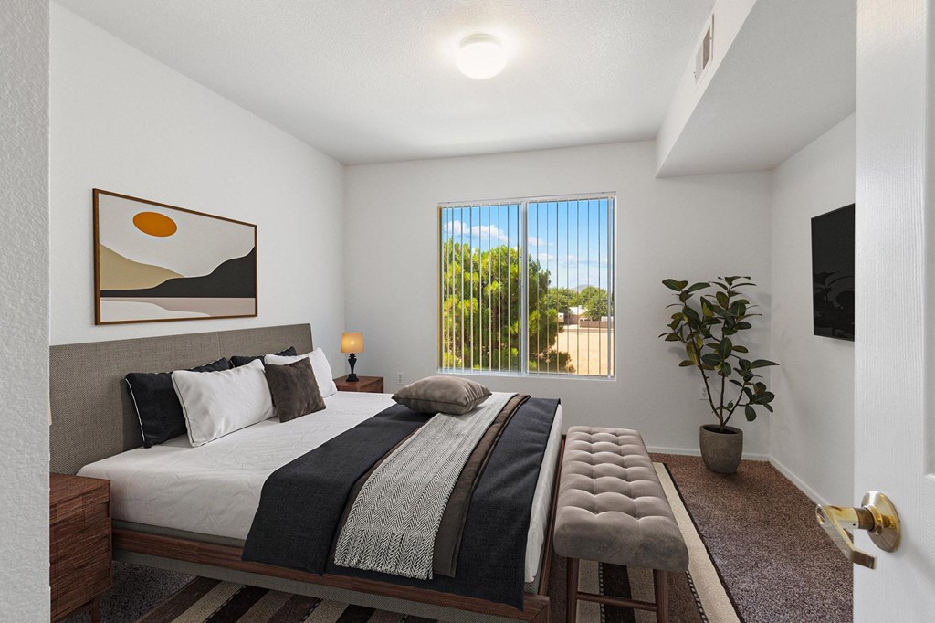 Bedroom at Somerset Village in Kingman Arizona