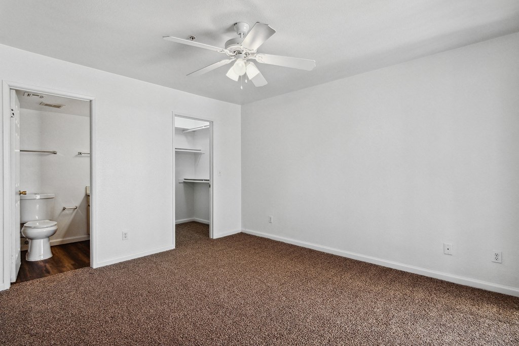 Bedroom at Stone Ridge Apartments in Bullhead City