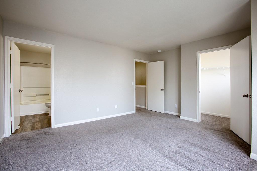 Bedroom at The Bluffs at Tierra Contenta Apartments