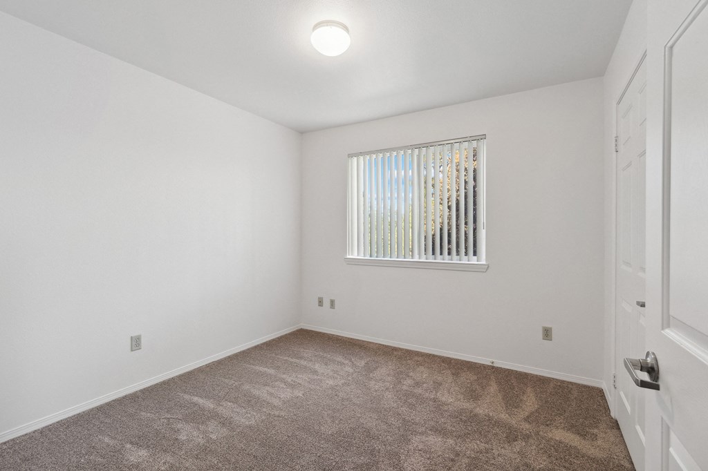 Bedroom with Carpet at Pinehurst at Flagstaff in Flagstaff Arizona
