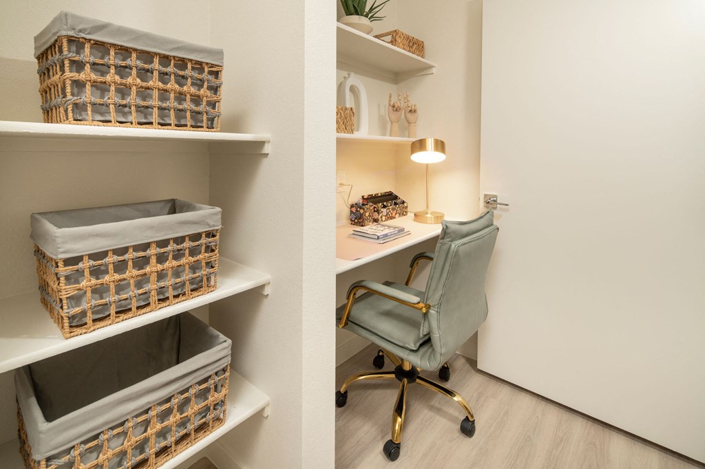 Built in Desk and shelves at Streamliner 16th Apartments in Phoenix