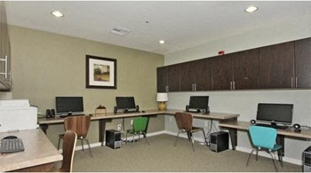 Business & Computer Center at Grandfamilies Place in Phoenix, AZ - Photo Gallery 3