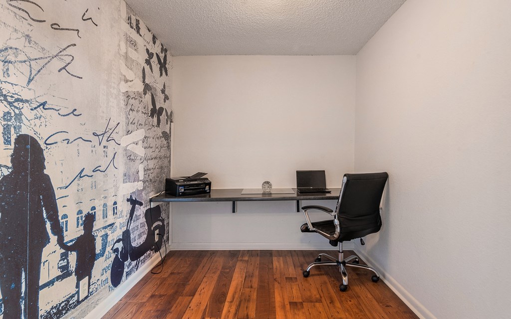 Business center at Carrington Apartments in Hendersonville TN March 2021 2