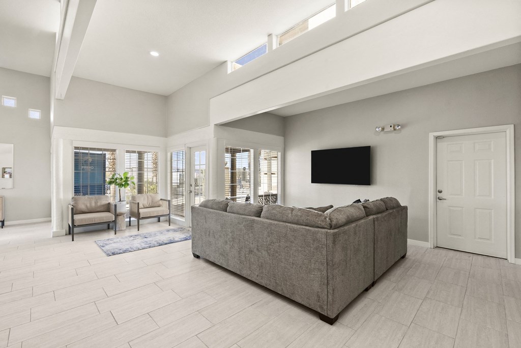 Clubhouse Silver Cliffs Apartments in Bullhead City Arizona