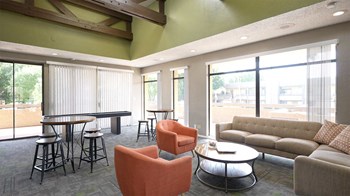 Clubhouse at Avalon Hills Apartments in Phoenix Arizona 2021 - Photo Gallery 10