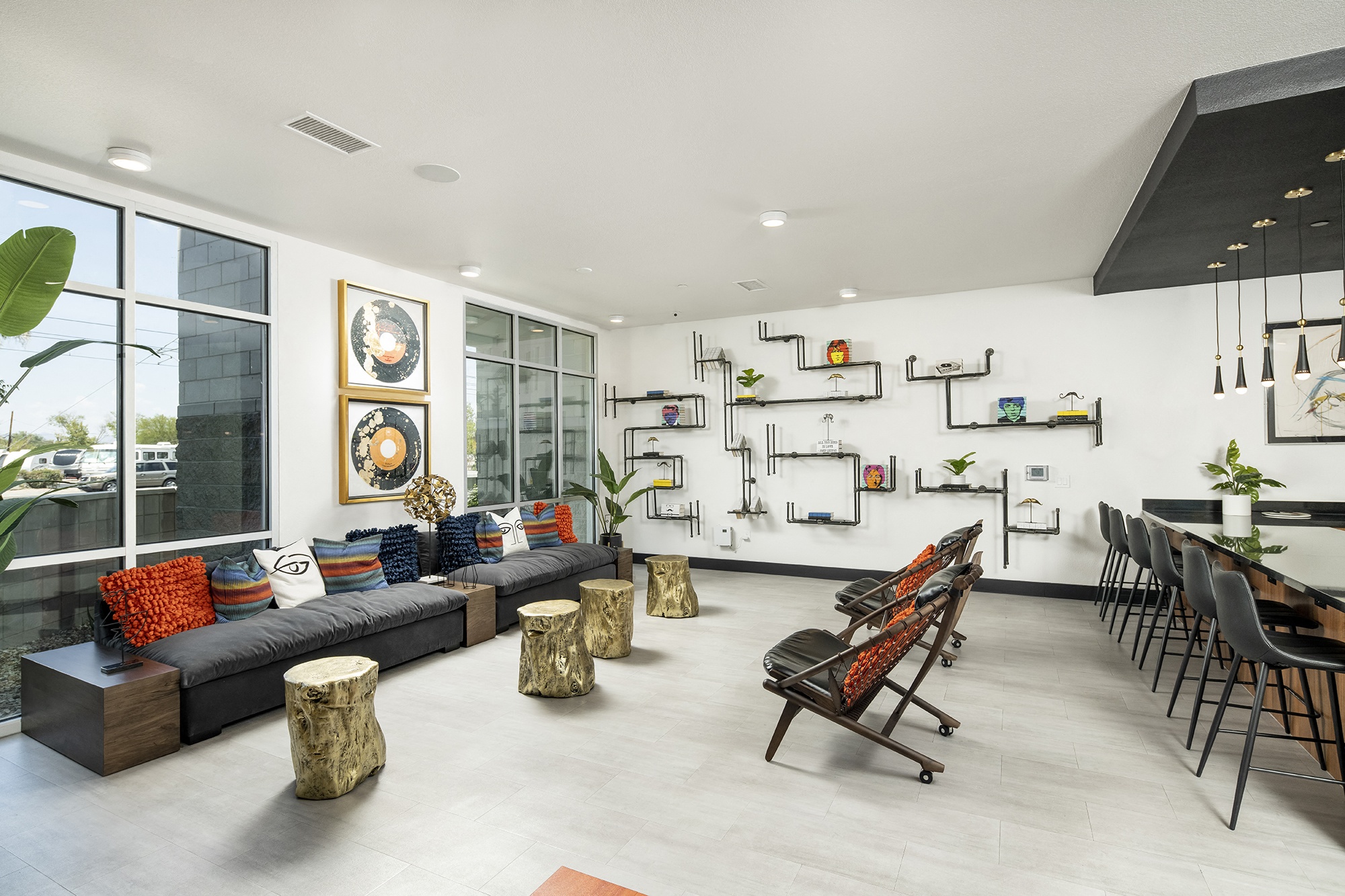 Tempo At McClintock Station