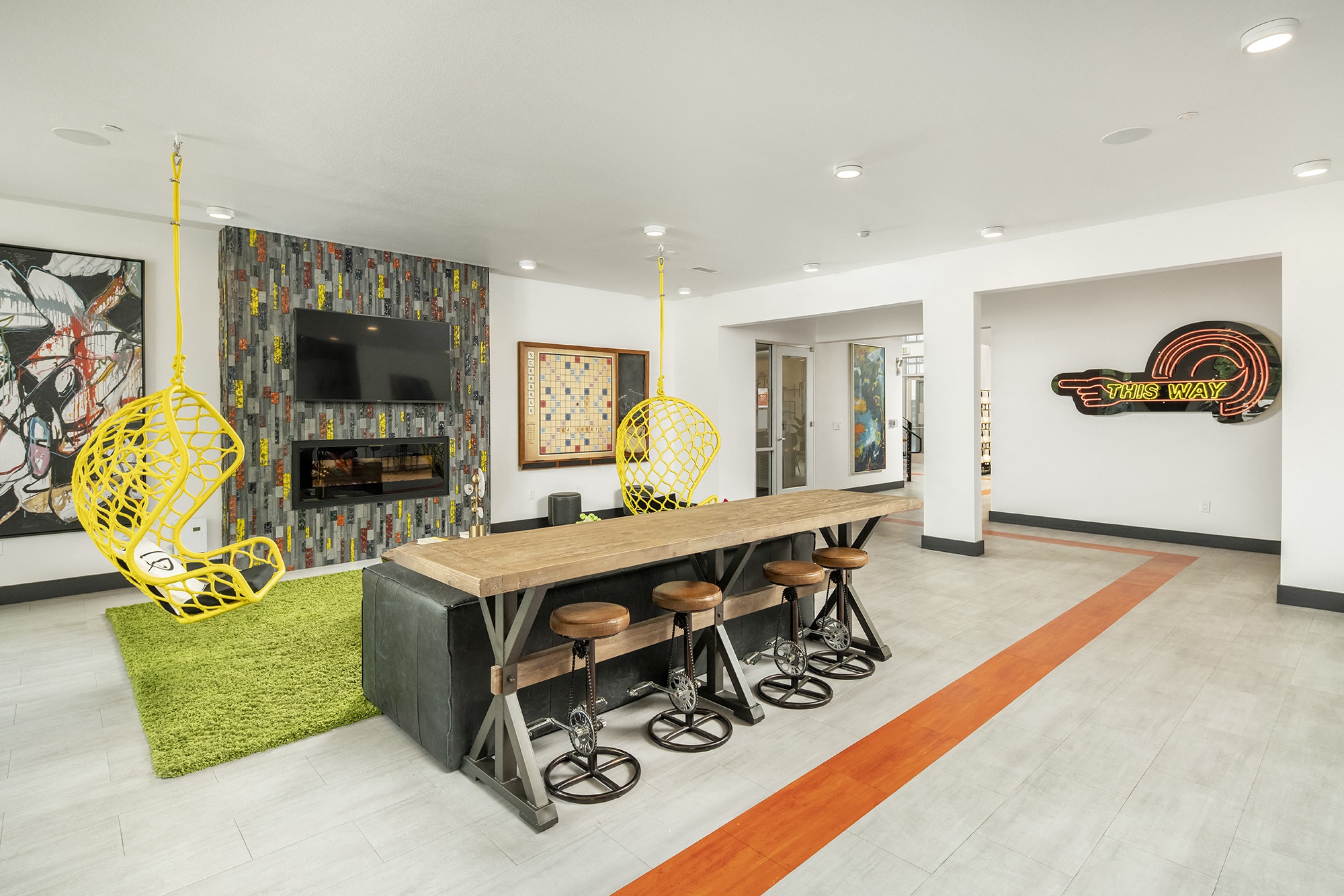 Tempo At McClintock Station