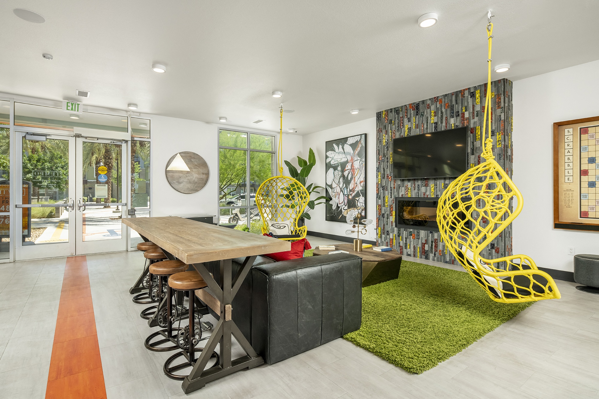 Tempo At McClintock Station