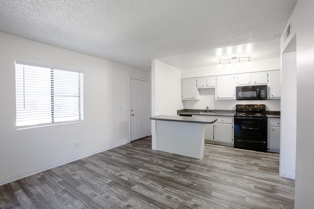 Common Area at Nine90 Apartments in Tucson Arizona