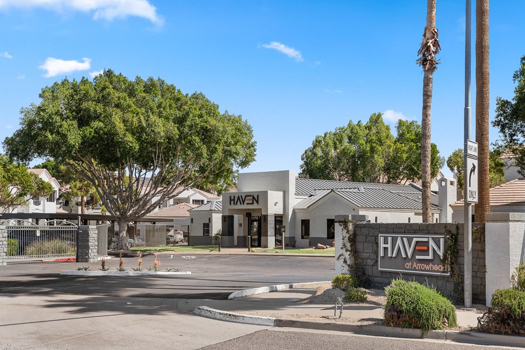 Community Entrance at Haven at Arrowhead Apartment Homes in Glendale Arizona