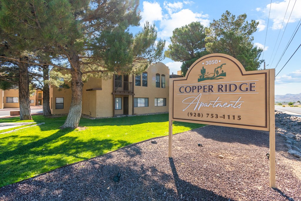 Community Sign at Copper Ridge Apartments in Kingman Arizona