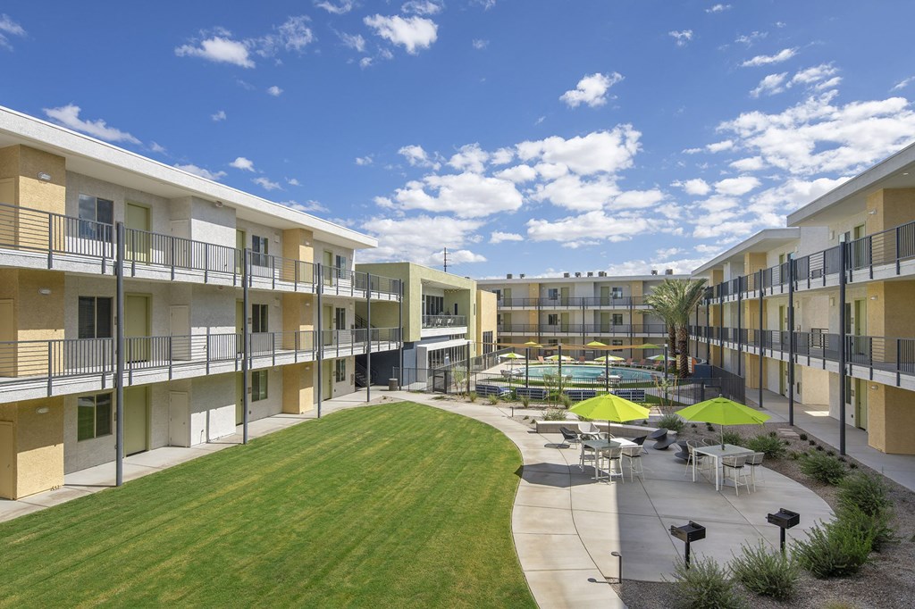 Community at Cabana Bridges Apartments in Tucson Arizona