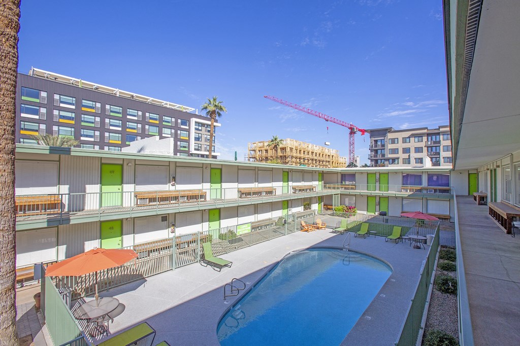 Community courtyard and pool at The Continental Apartments in Phoenix AZ Nov 2020