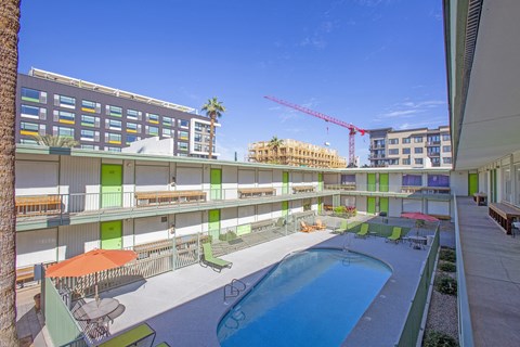 Community courtyard and pool at The Continental Apartments in Phoenix AZ Nov 2020
