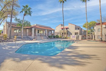 Community pool and pool patio at Ten50 Apartments in Tucson AZ November 2020 - Photo Gallery 17