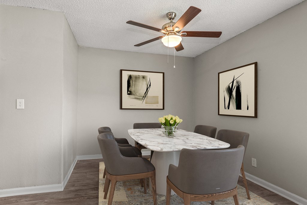 Dining Area at Falls at Mill Creek in Nashville Tennessee