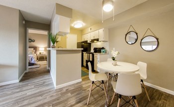 Dining Area at River Oaks Apartments in Tucson, AZ - Photo Gallery 5