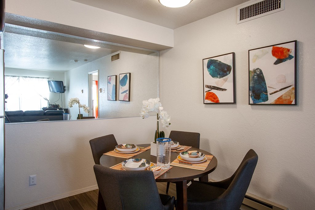 Dining Area at Whispering Sands Apartments in Albuquerque