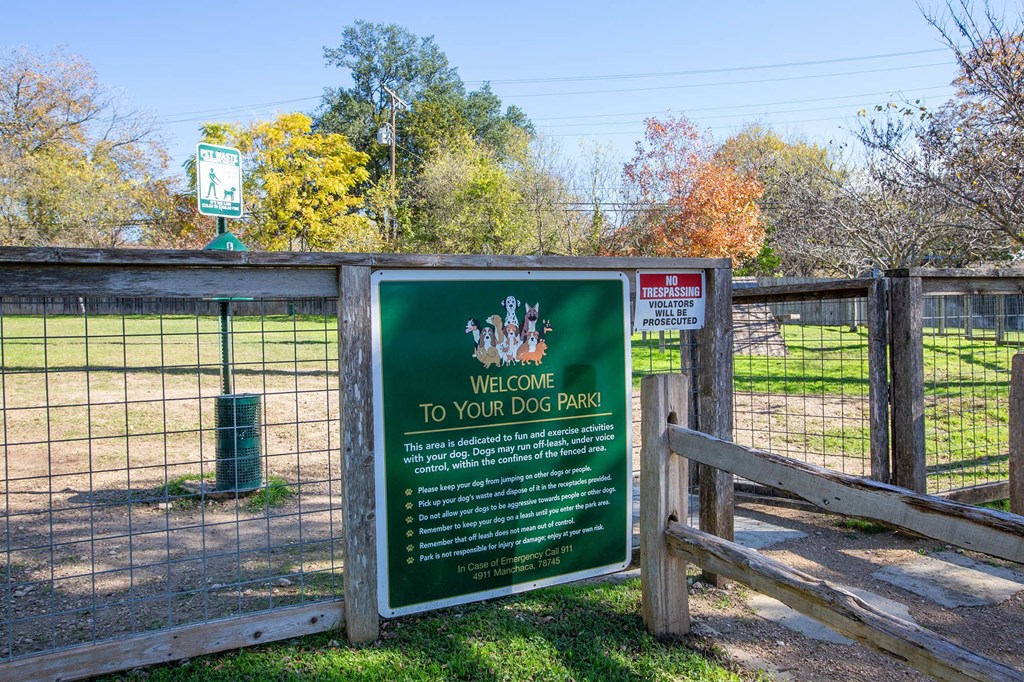 Dog Park at Stony Creek Apartments in Austin Texas
