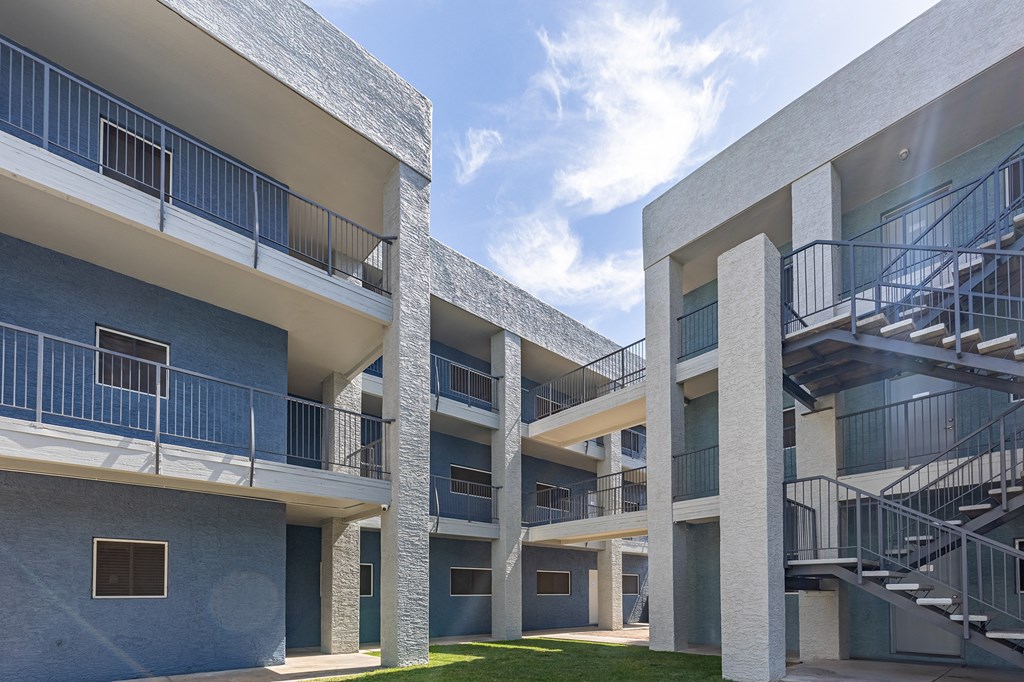 Exterior Buildings at Arcadia Lofts in Phoenix AZ Nov 2020