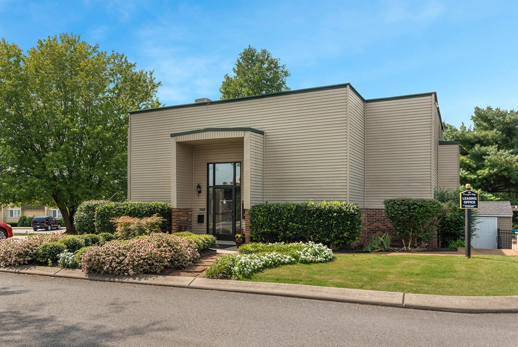Exterior and landscaping at Carrington Apartments in Hendersonville TN March 2021 2