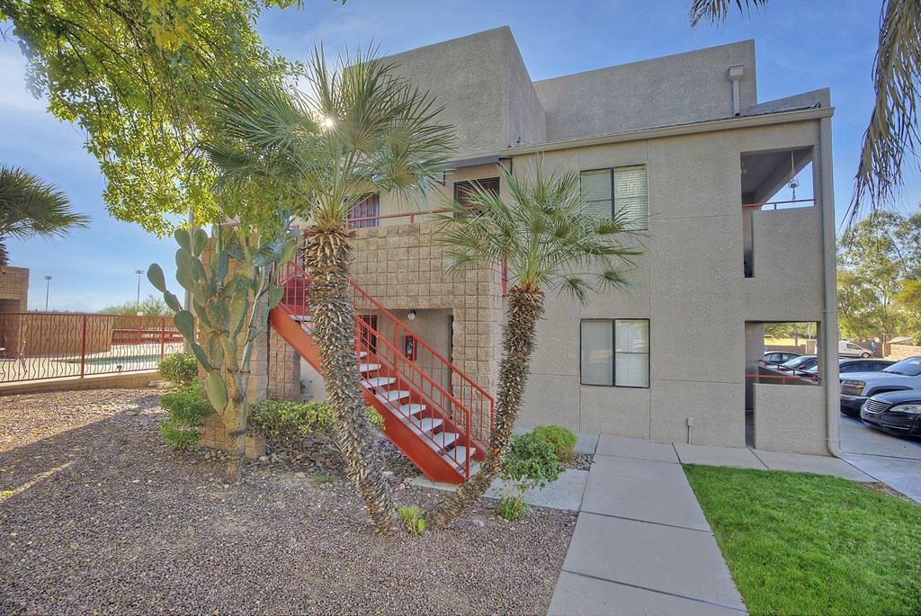 Exterior and landscaping at Nine90 Apartments in Tucson AZ November 2020