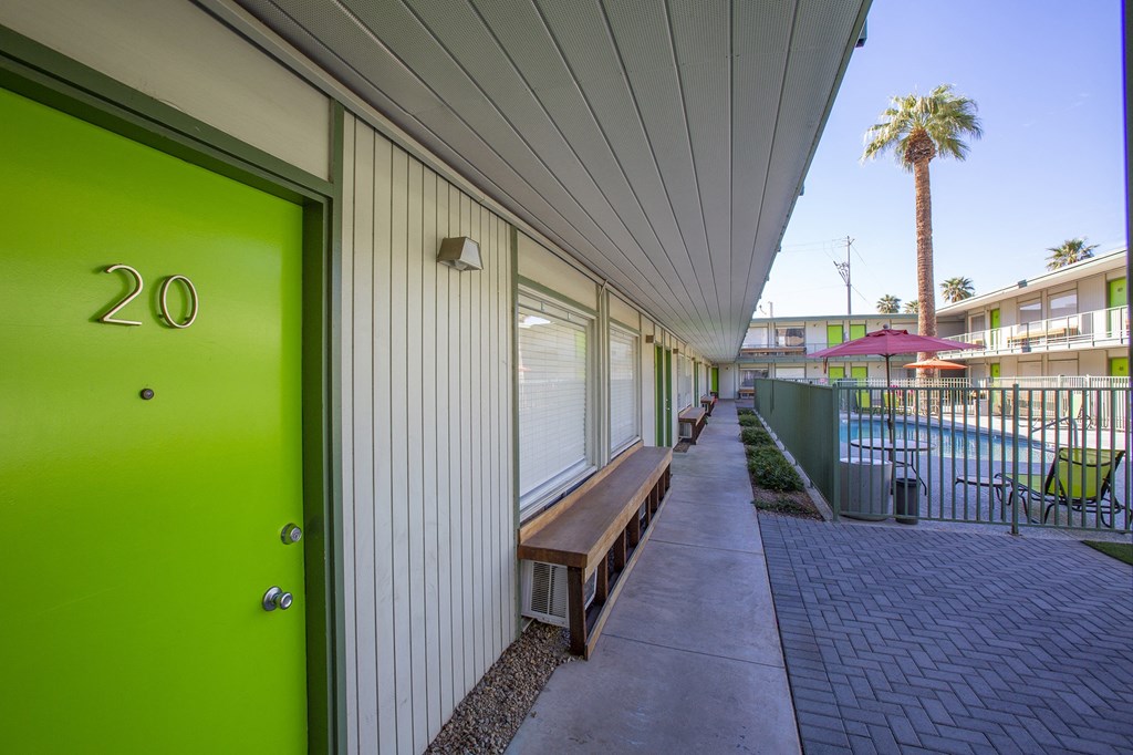 Exterior at The Continental Apartments in Phoenix AZ Nov 2020 (2)