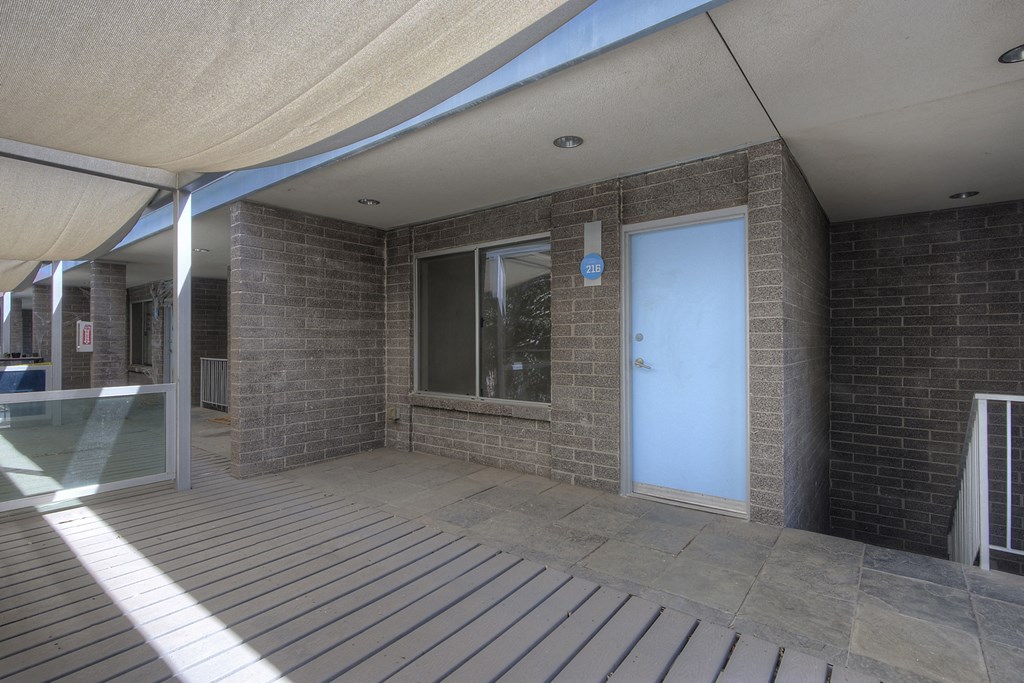 Exterior at The Regency Apartments in Tempe AZ Nov 2020