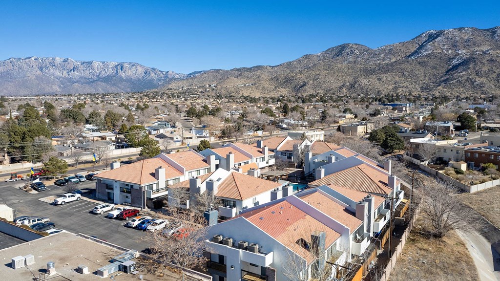 Exterior of The Grove at Tramway Apartments in Albuquerque New Mexico