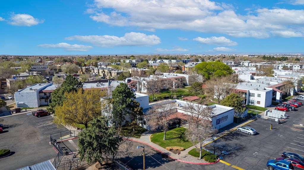 Exterior of Whispering Sands Apartments in Albuquerque