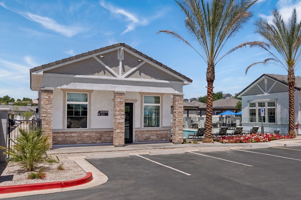 Exterior of Zora Encanto Apartments in Phoenix Arizona