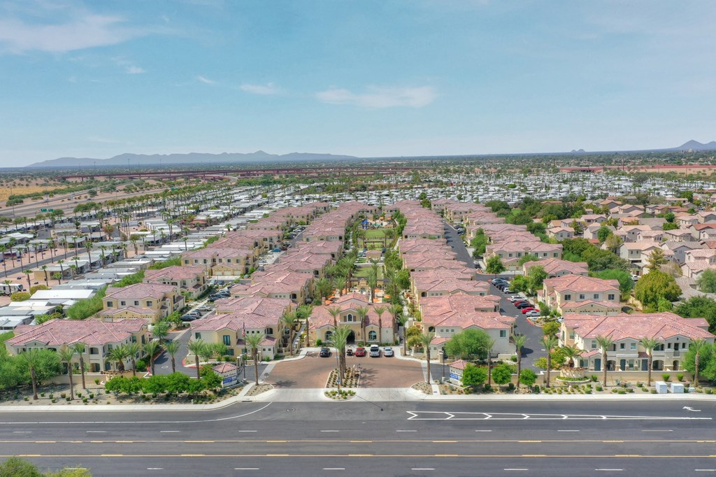Exterior view of Bella Victoria in Mesa Arizona