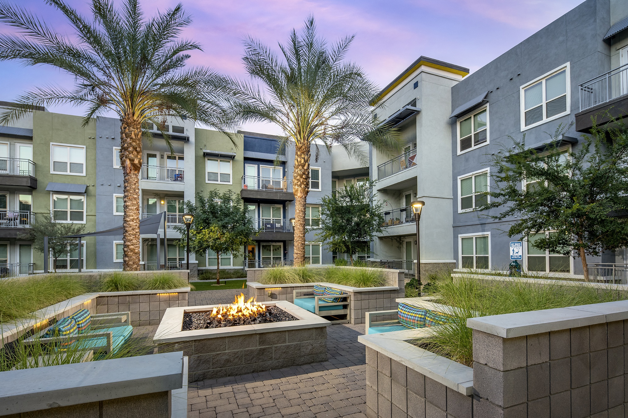 Tempo At McClintock Station