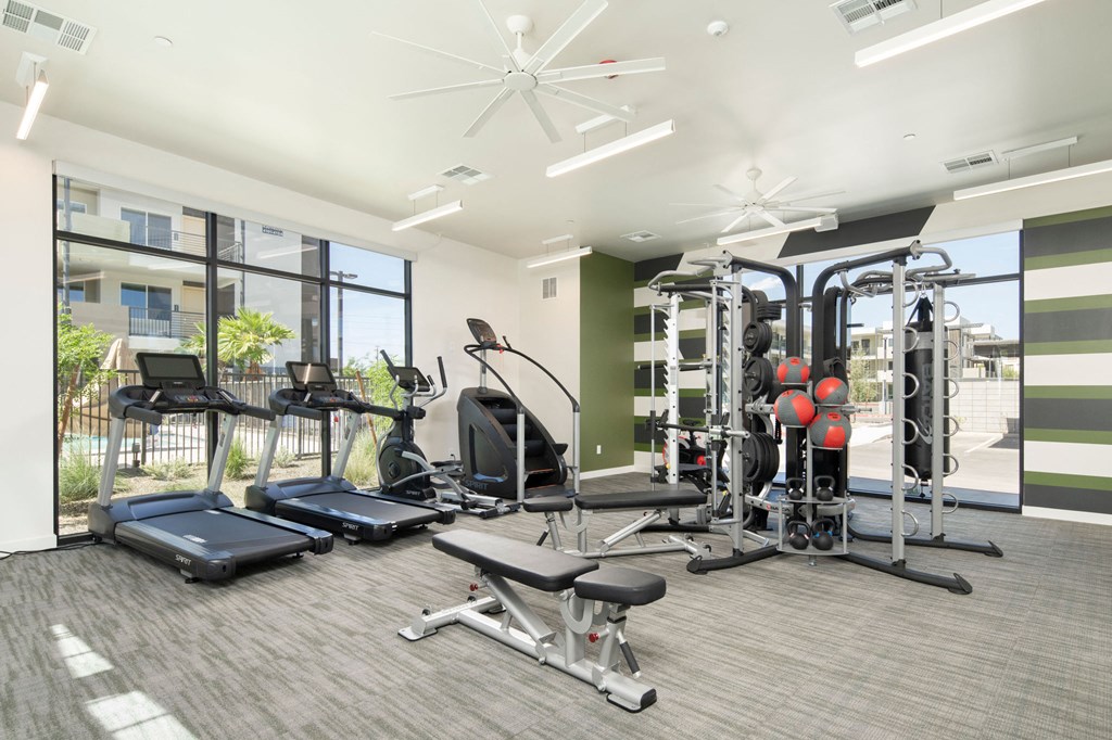 Fitnes Center at Streamliner 16th Apartments in Phoenix
