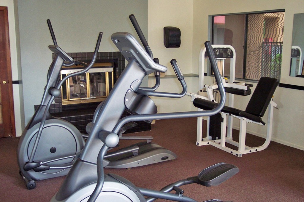 Fitness Center at La Lomita Apartments in Tucson Arizona 2 2021